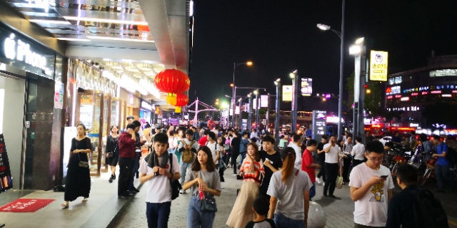 广州天河东圃囧时代美食汇